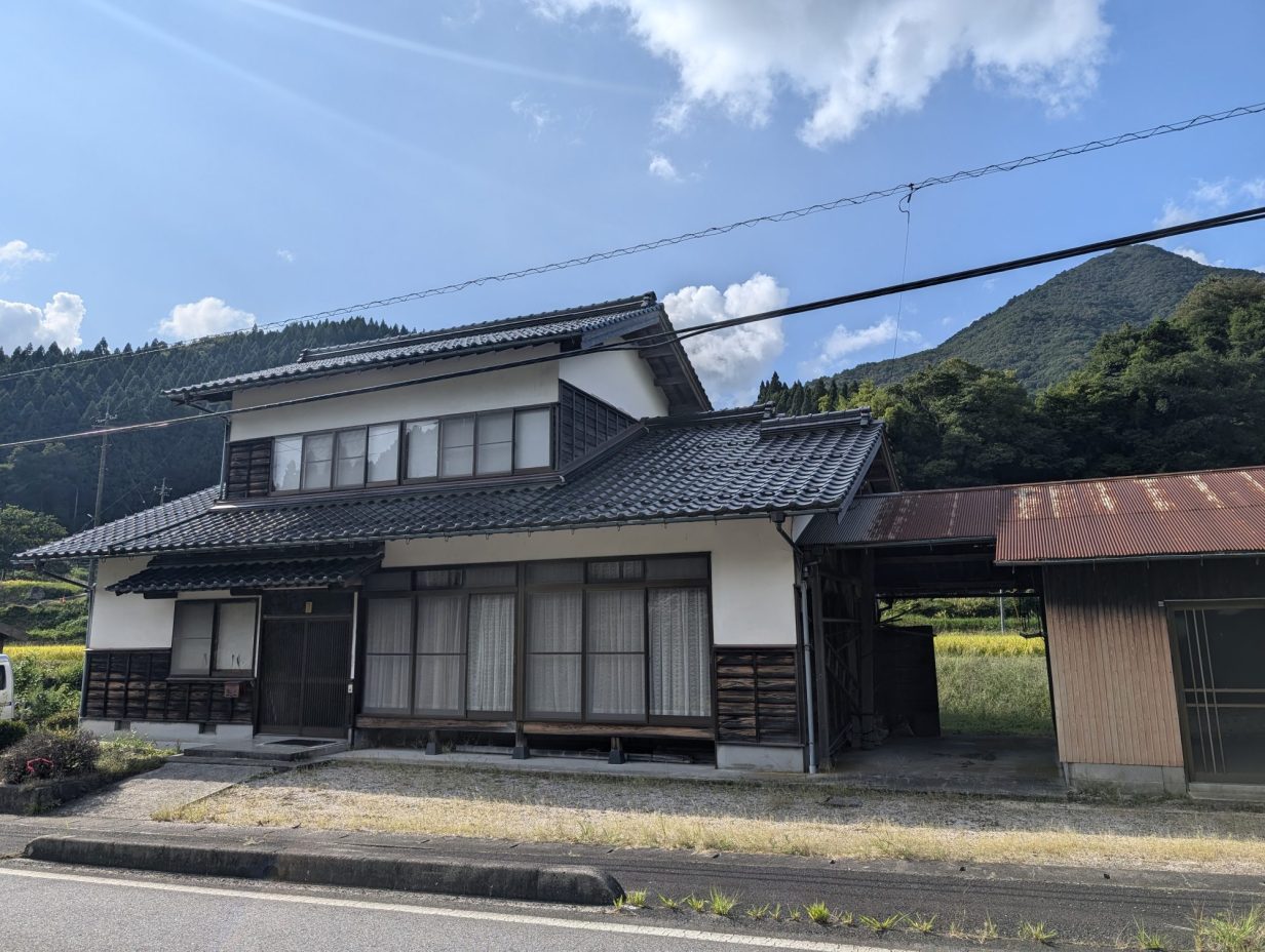 detached 上石見