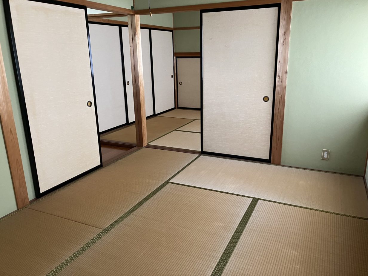 detached 上石見